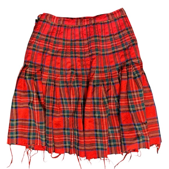 Vintage 100% Wool Grunge Cropped Red Plaid Mini Skirt - Picture 3 of 7
